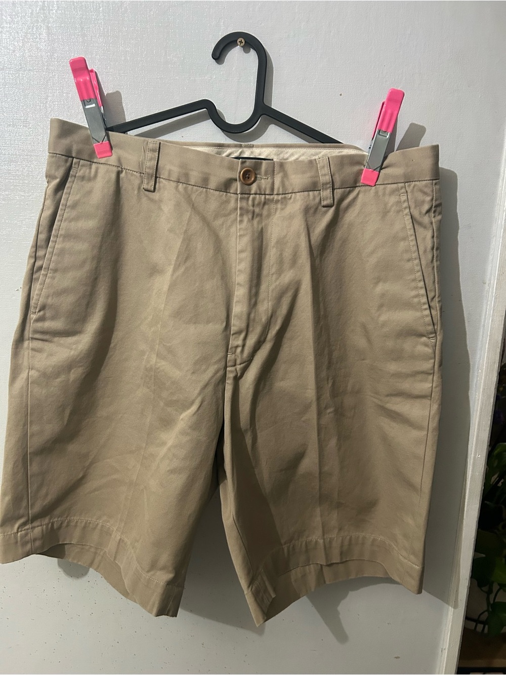 Banana Republic Tan Flat-Front Men's Chino Shorts